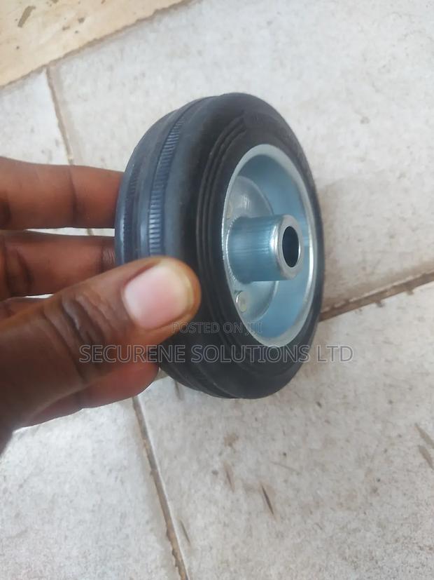 4" Rubber Trolley Wheel - thumbnail 3