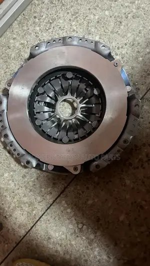 Pressure Plate or Cover Plate Landcruiser Prado