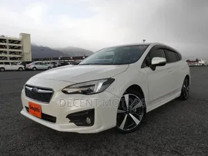 Subaru Impreza 2.0i Premium AWD Hatchback 2018 Off white