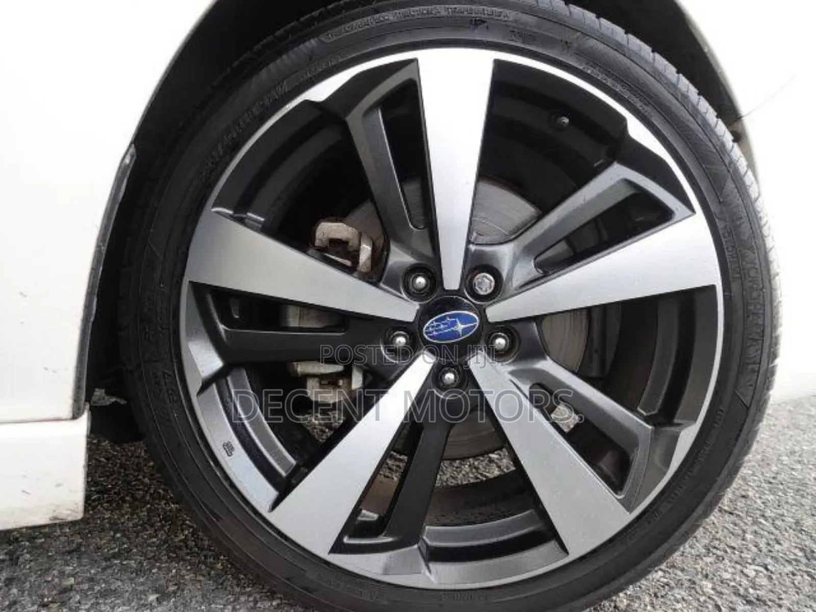 Subaru Impreza 2.0i Premium AWD Hatchback 2018 Off white