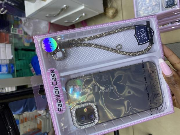 Vauki Luxury Cute Marble Case for iPhone 11 With Strap - thumbnail 2