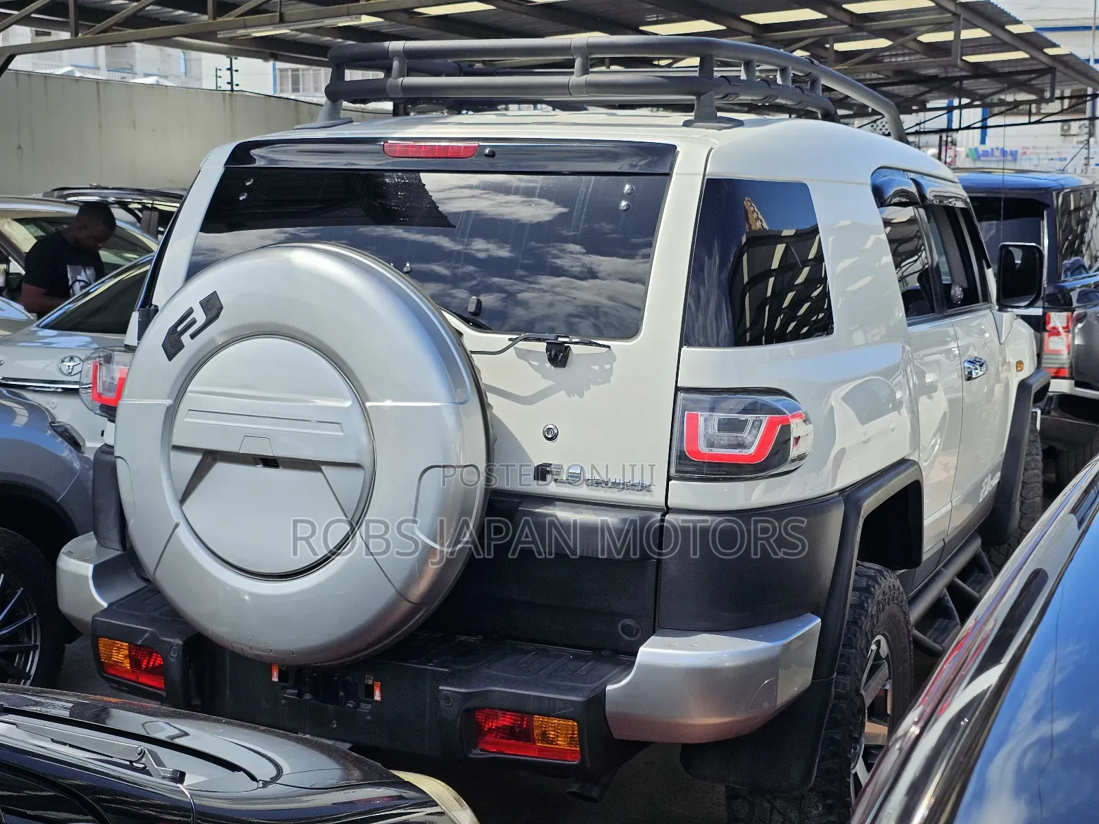Toyota FJ Cruiser 2017 White
