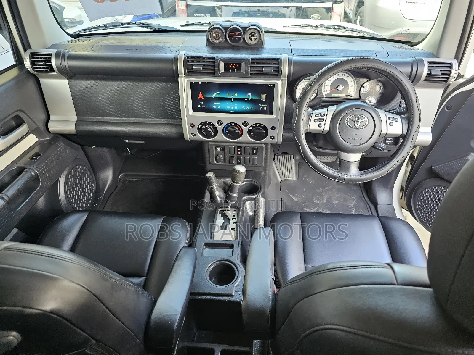 Toyota FJ Cruiser 2017 White