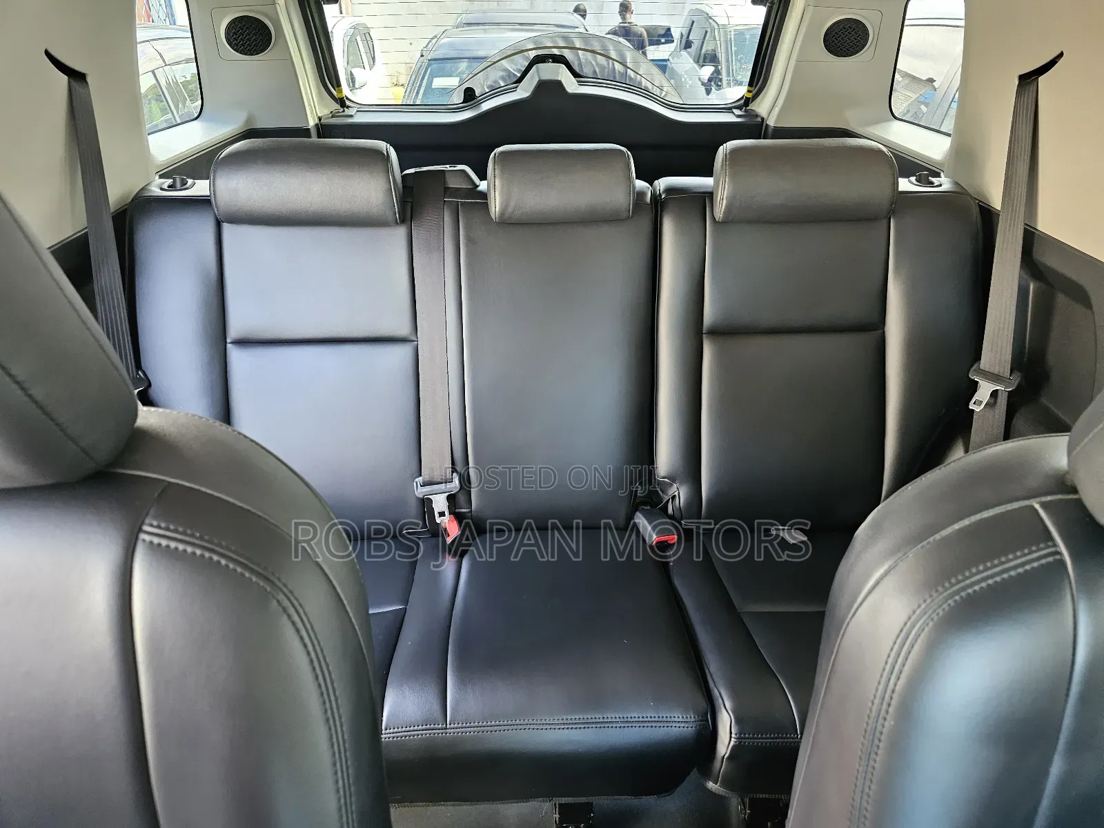 Toyota FJ Cruiser 2017 White