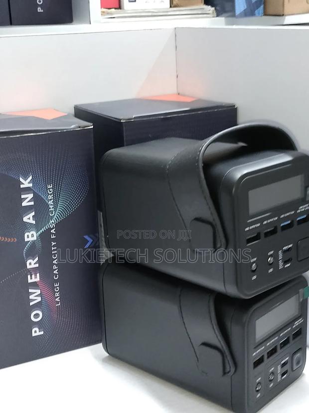 Projector Powerbank Light Weight Quick Charge Led Display - main view
