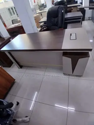 Two-Tone Finish With Side Advanced Desk