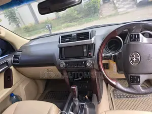 Toyota Land Cruiser Prado 2.8 D-4D 2016 Black