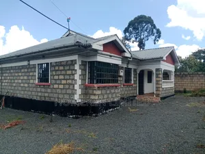 4bdrm Bungalow in Kaurai Area, Kiserian for rent
