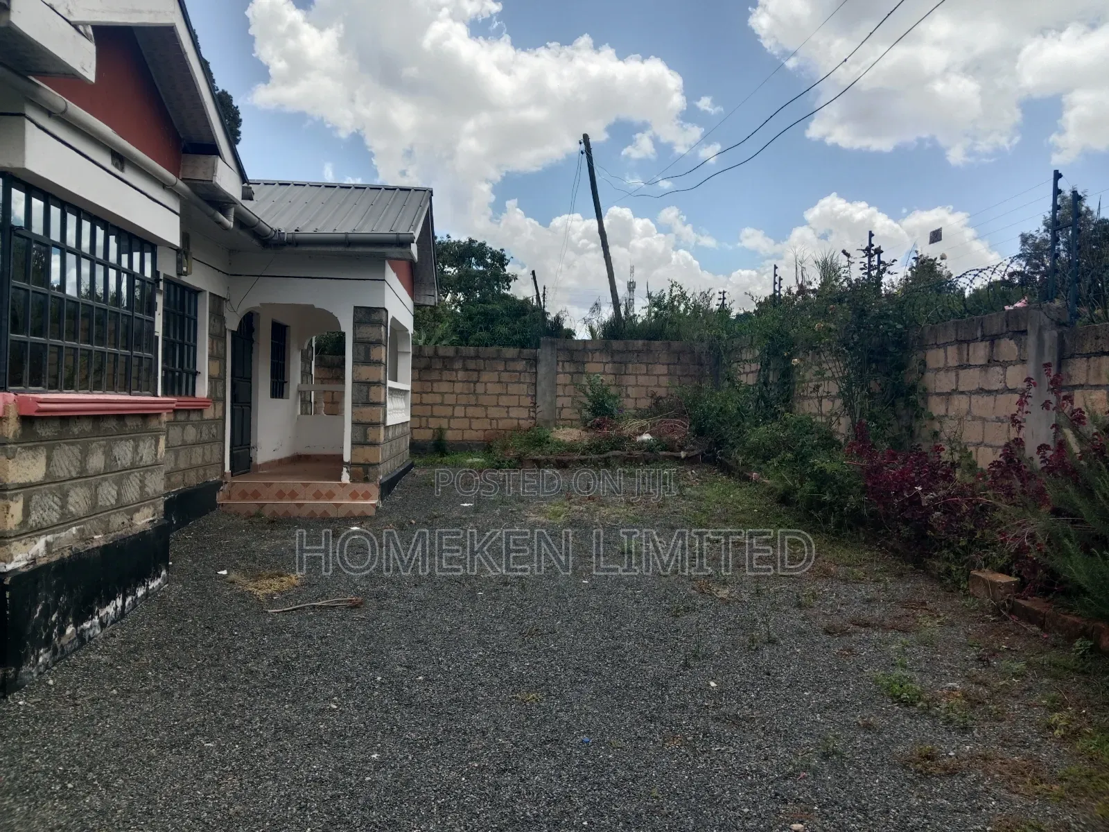 4bdrm Bungalow in Kaurai Area, Kiserian for rent