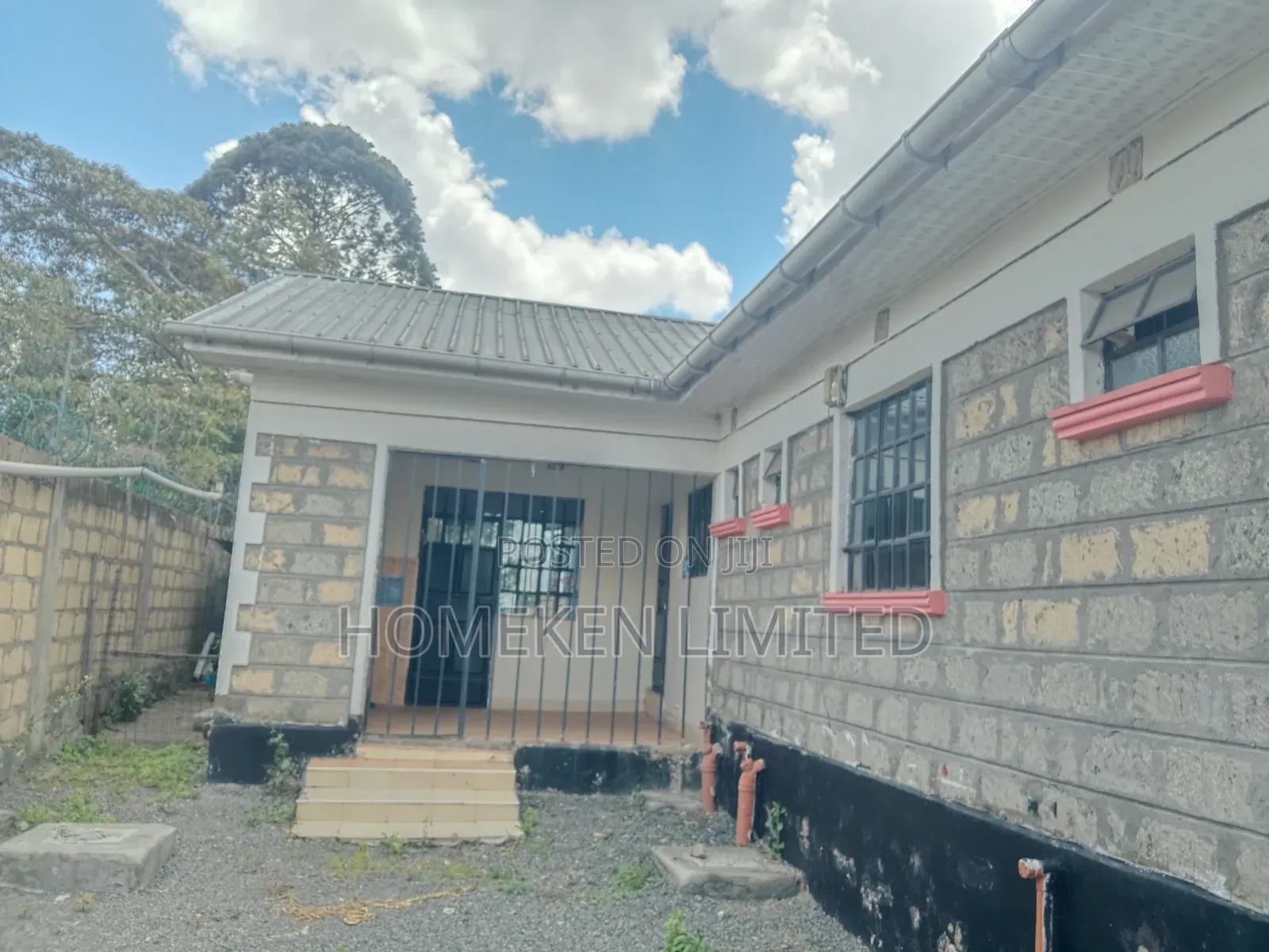 4bdrm Bungalow in Kaurai Area, Kiserian for rent
