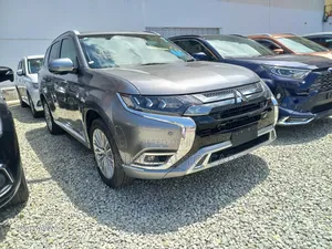 Mitsubishi Outlander 2.4 PHEV AWD 2019 Gray