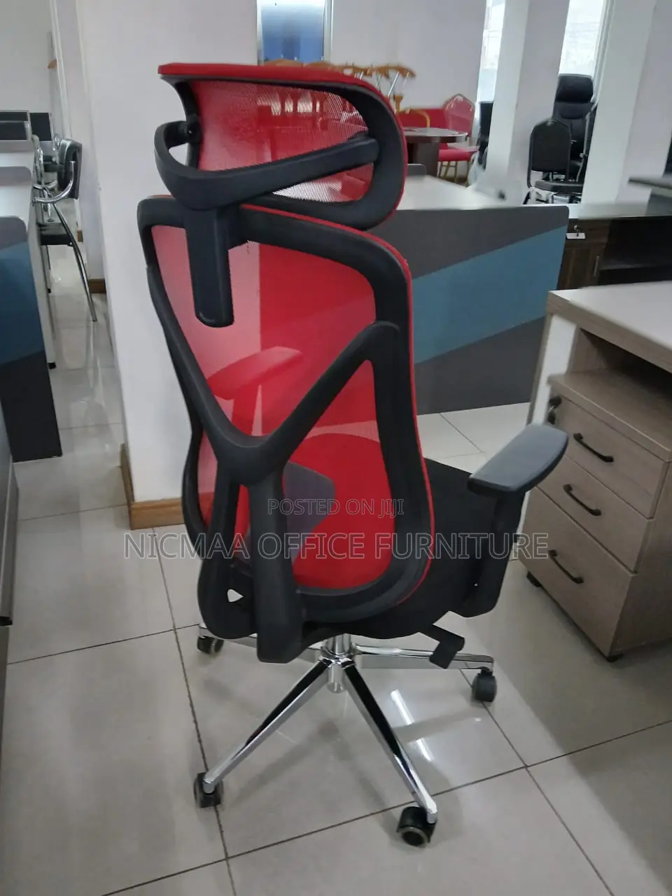 Red Mesh Ergonomic Chair With Headrest