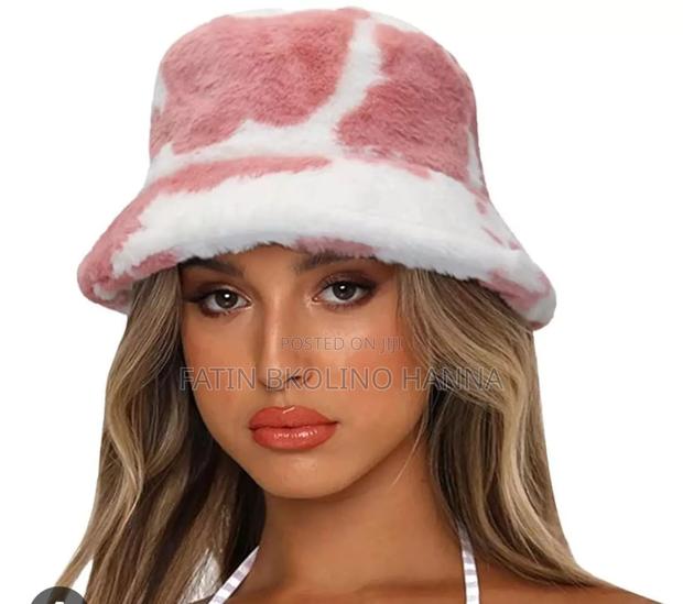 Fur Bucket Hats - thumbnail 3