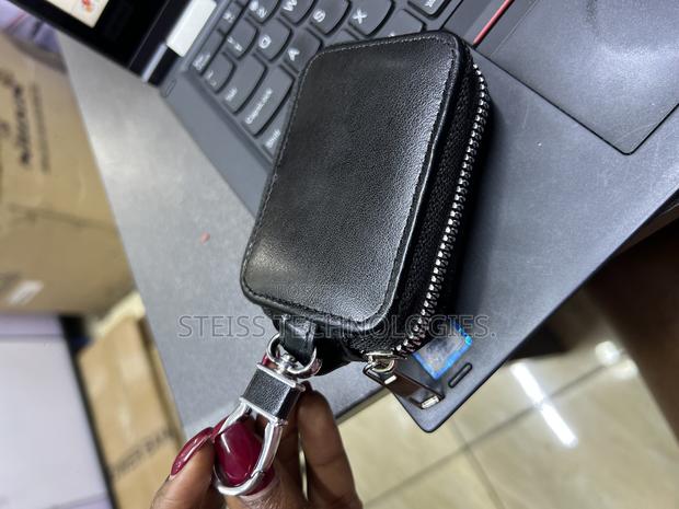 Universal iPod Cases - thumbnail 6