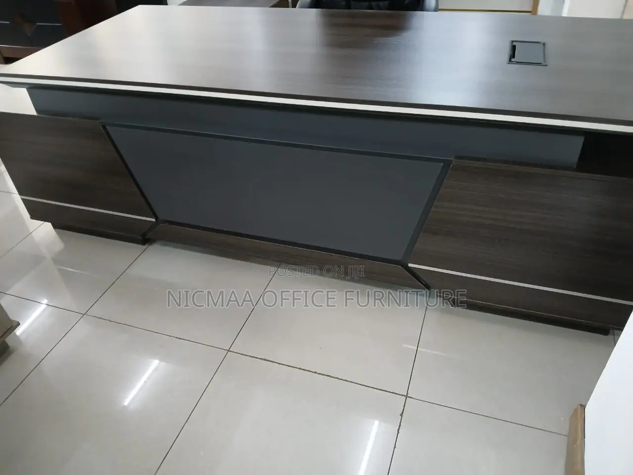 2.4m Bold Design, Maximum Impact Advanced Desk