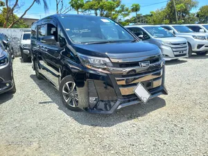 Toyota Noah 2.0 FWD (8 Seater) 2019 Black