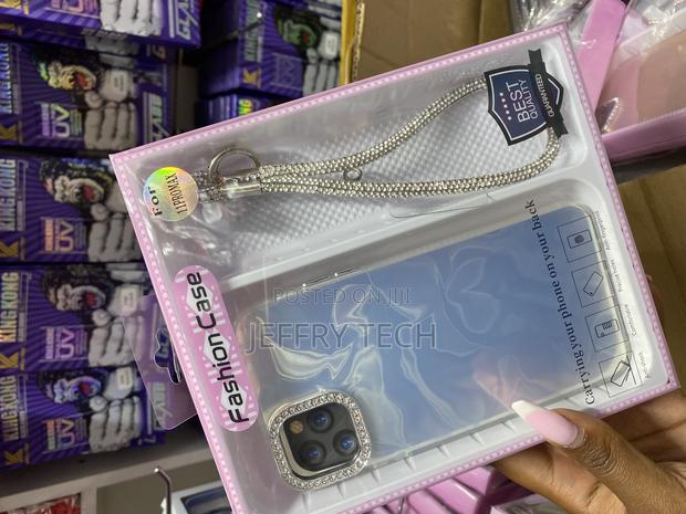 Sefiv Compatible With iPhone 11 Pro Max Marble Case With Strap - thumbnail 3