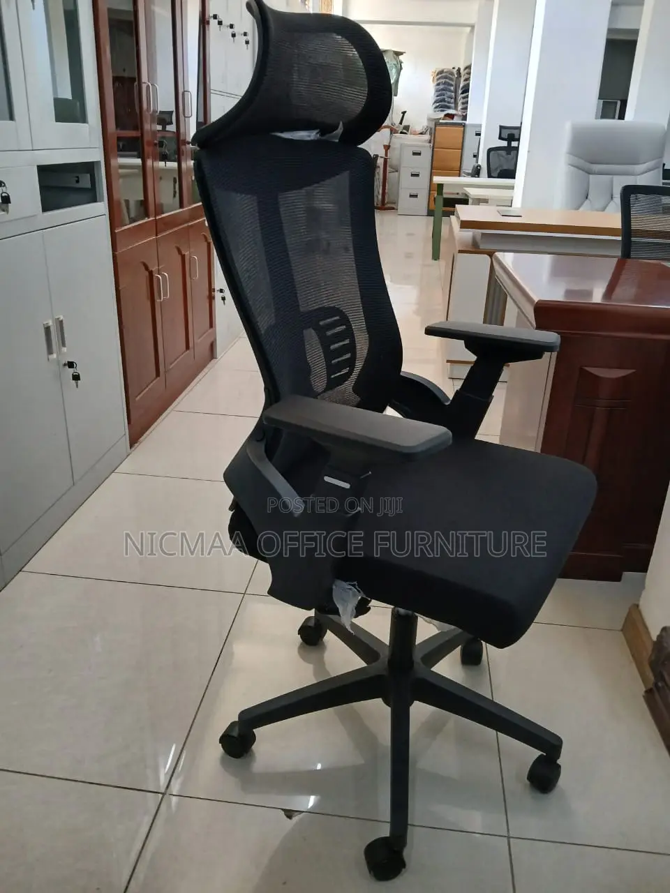 Lumbar + Head Support Ergonomic Seat
