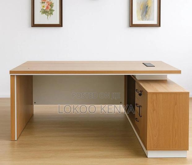 Office Desk : Office Executive Table With Lockable Drawers – 1.6m - thumbnail 2