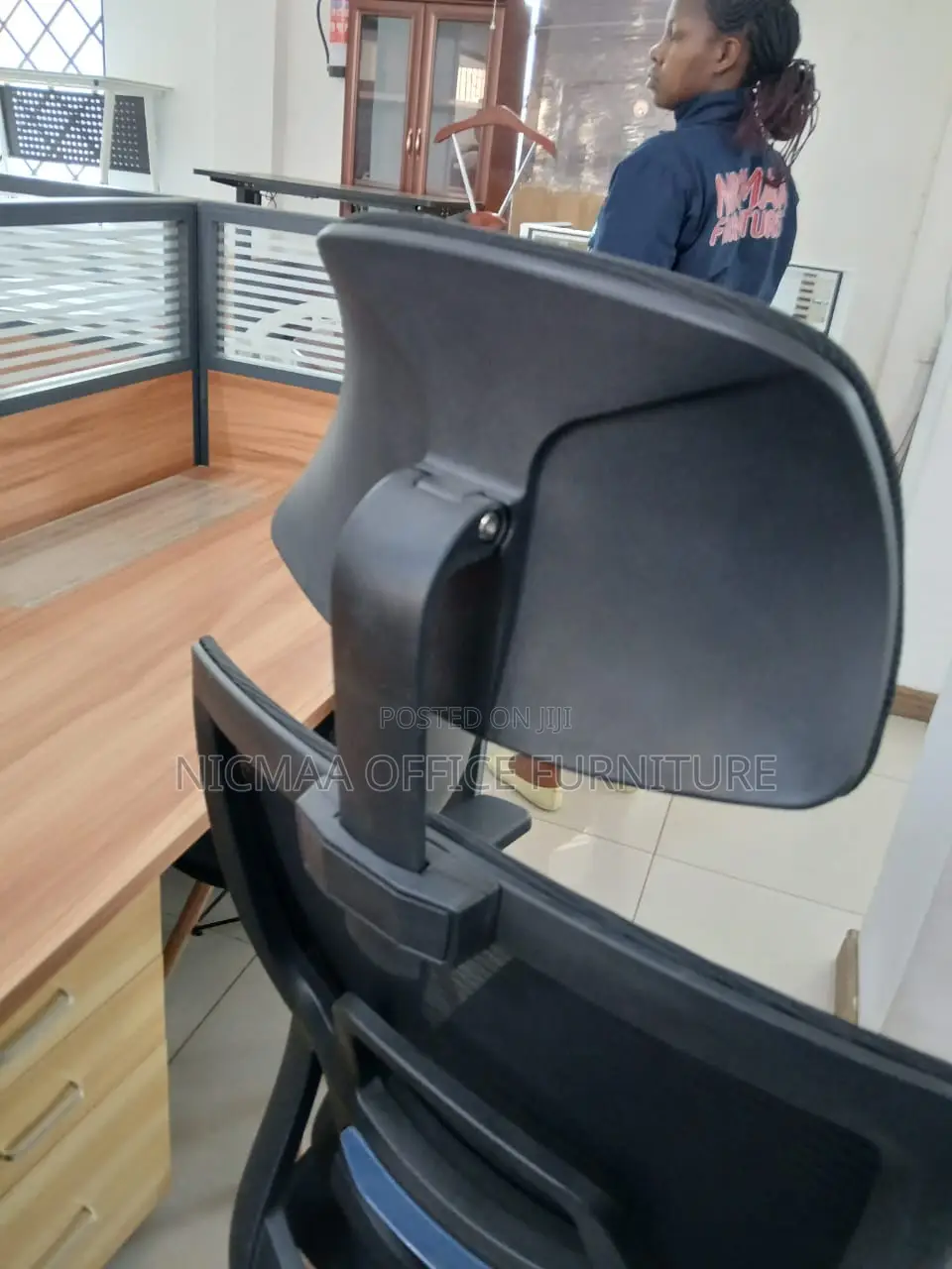 Mesh Back, Headrest Lumbar Support Executive Mesh Seat
