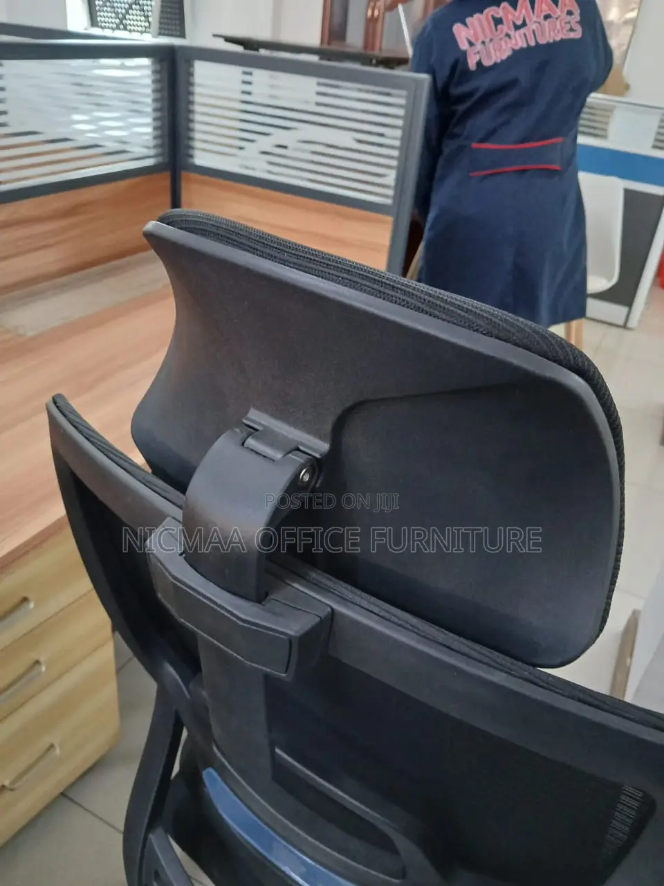 Mesh Back, Headrest Lumbar Support Executive Mesh Seat
