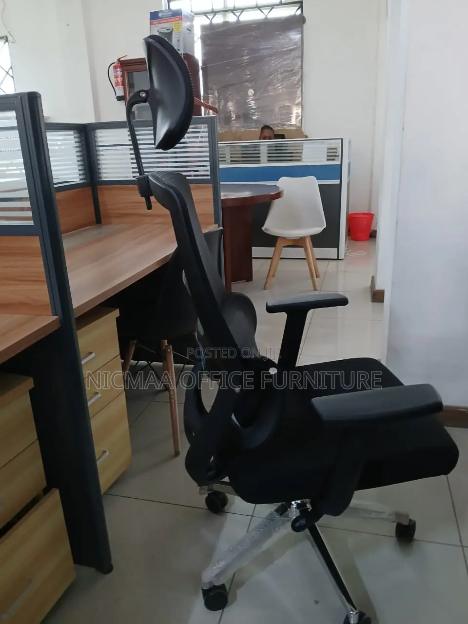 Mesh Back, Headrest Lumbar Support Executive Mesh Seat