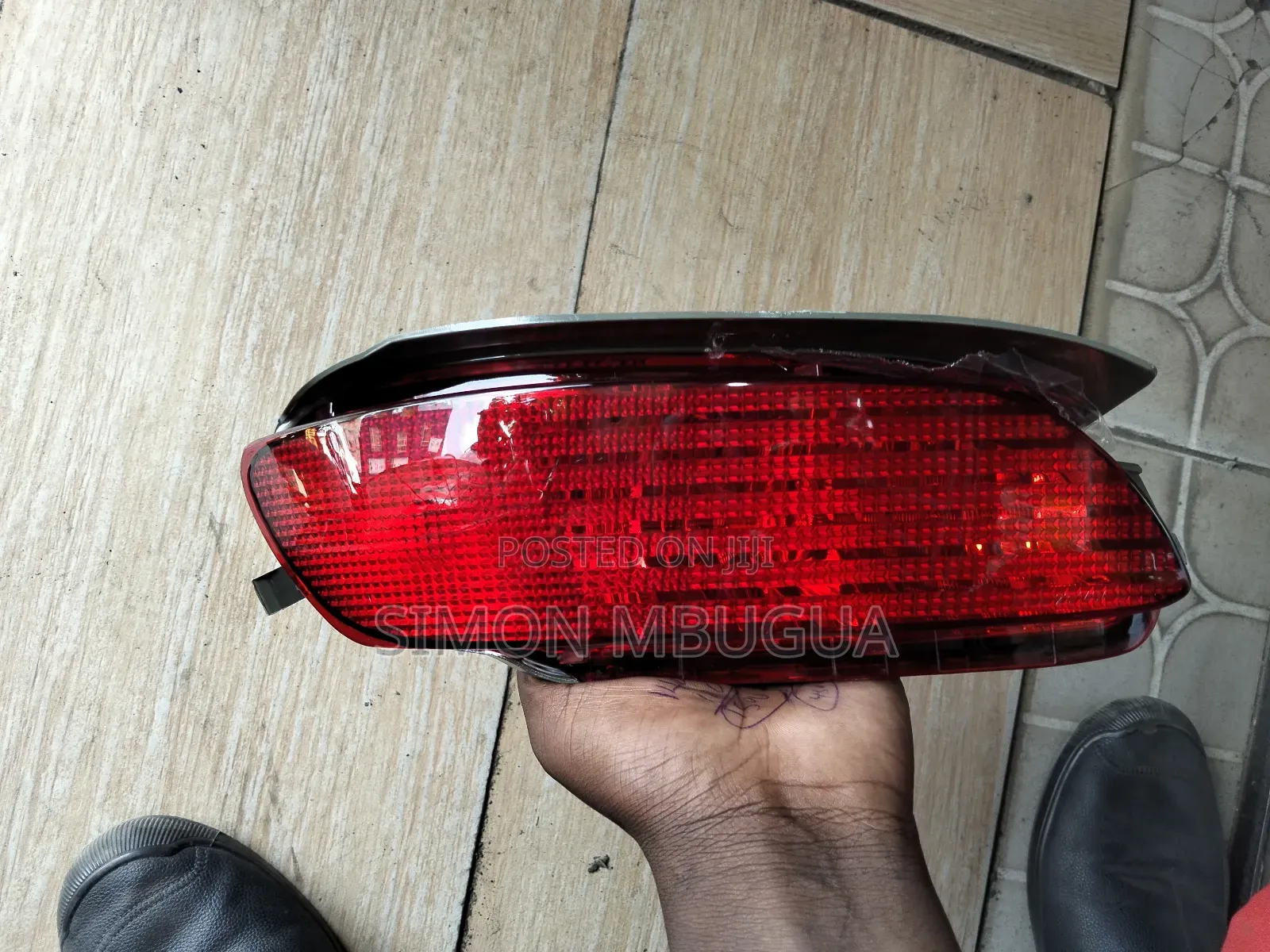 Harrier 240 /Lexus Rx 330 Rear Bumper Reflector