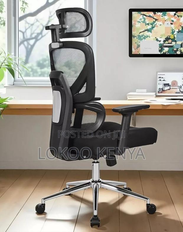 Office Chair : High Back Office Chair With Adjustable Armrests - thumbnail 3
