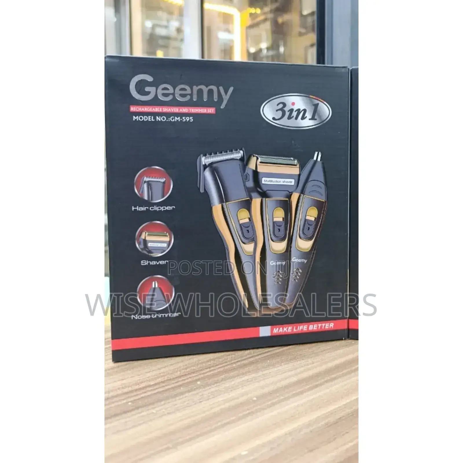 *_geemy_ Rechargeable Shaver And Trimmer Set.*
* Geemy 3in1.
