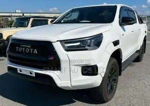 Toyota Hilux Revo Double Cab Deisel 2.4 AWD 2022 Pearl