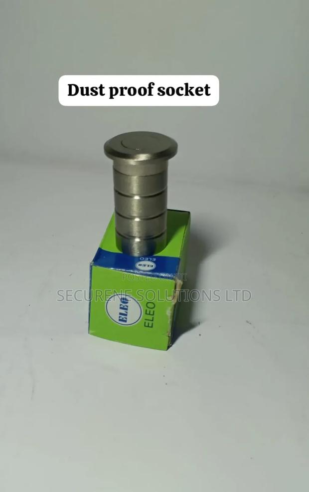 Dust Excluding Socket - main view