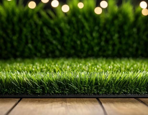 Play-Friendly Grass Carpet - main view