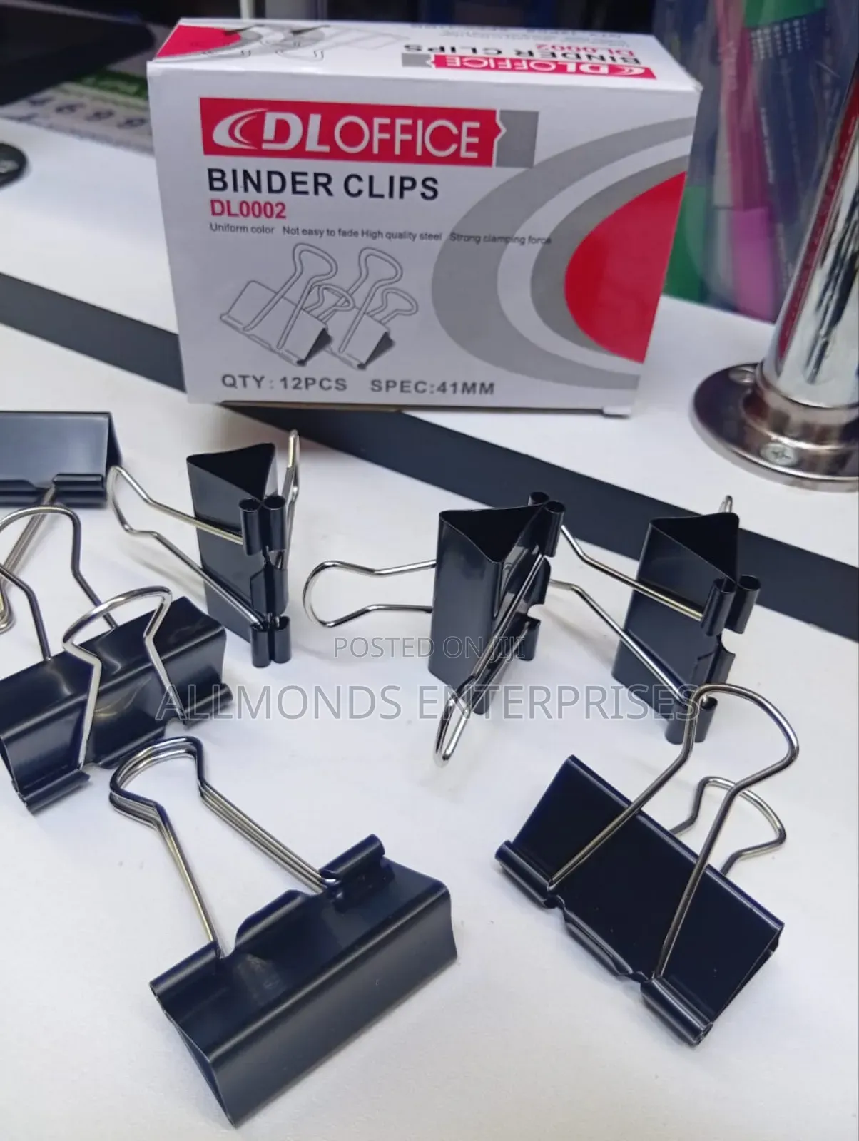 A Packet of 12 Pieces Binder Clips- 41mm