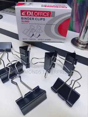 A Packet of 12 Pieces Binder Clips- 41mm