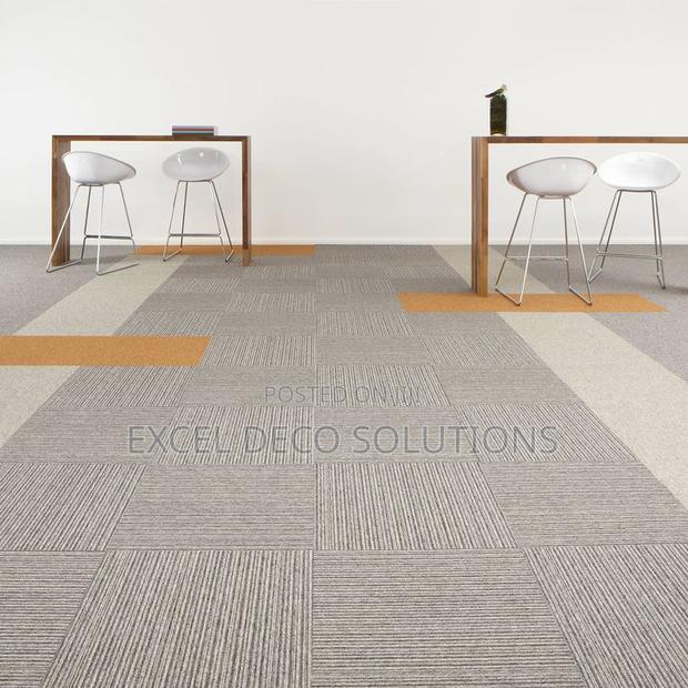 Sound-Absorbing Carpets for Offices Meeting Rooms