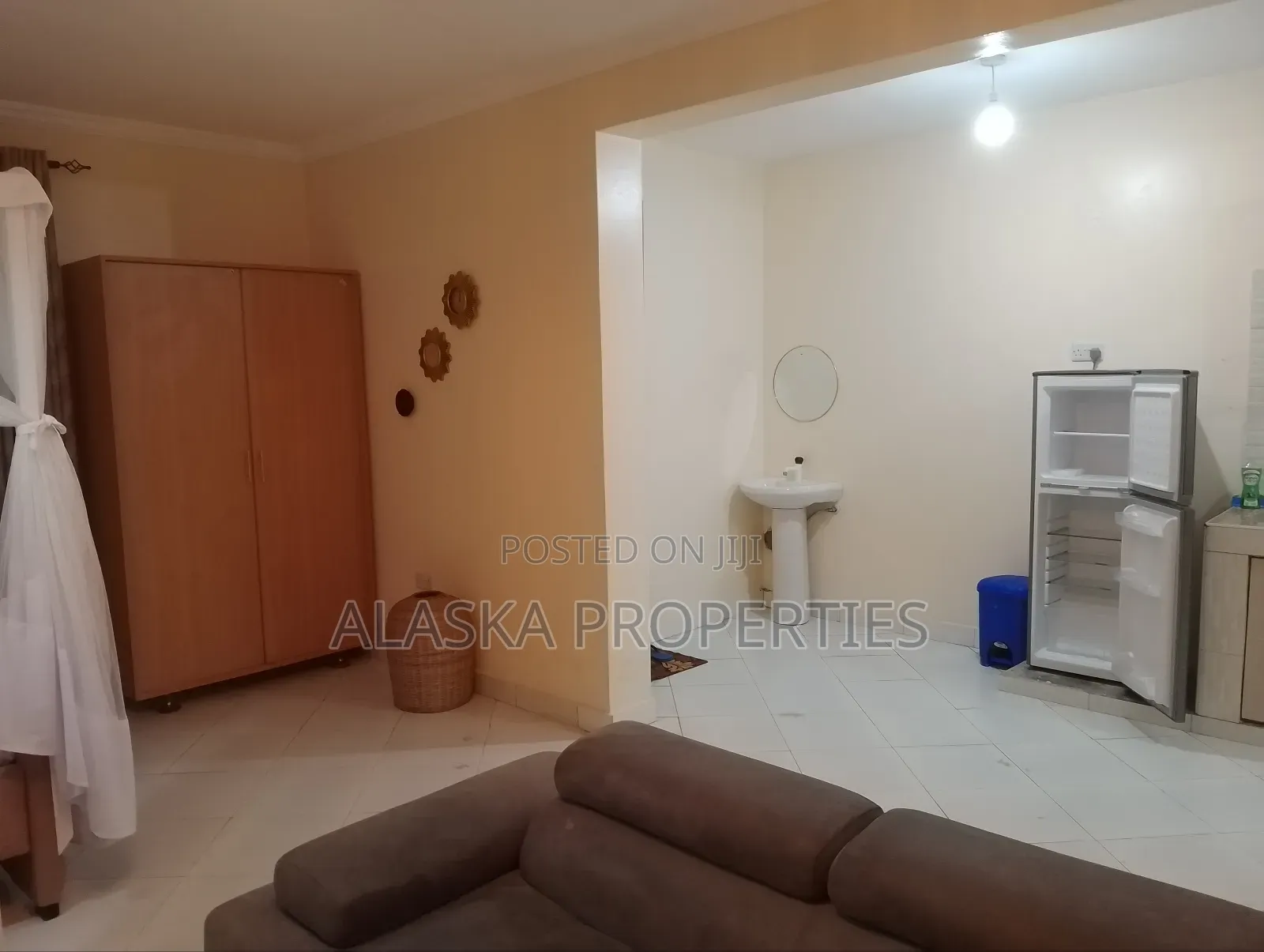 Furnished Studio Apartment to Let in Nyali Estate
