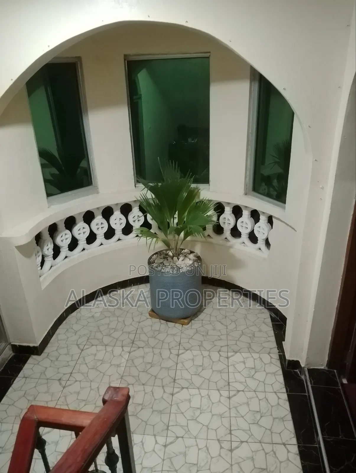 Furnished Studio Apartment to Let in Nyali Estate
