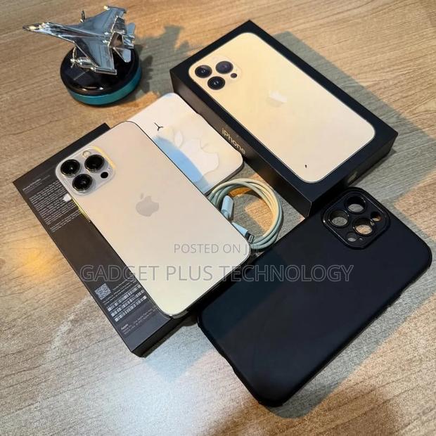 Apple iPhone 13 Pro Max 256 GB Gold - thumbnail 2