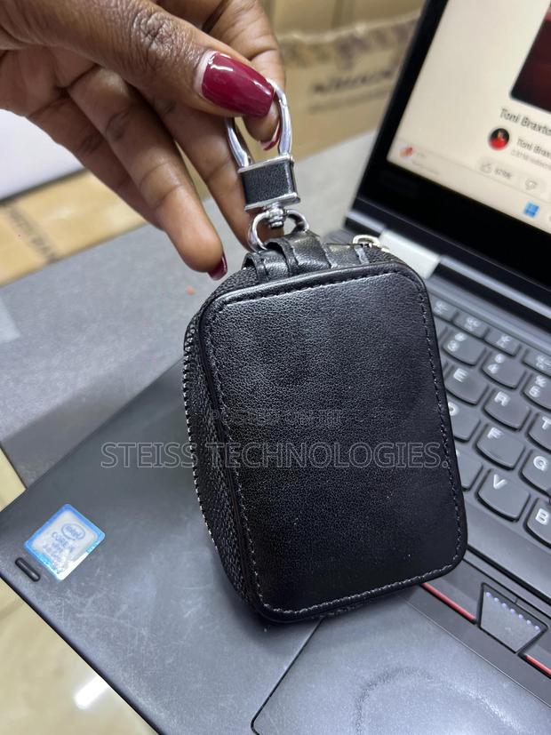 Universal iPod Cases - thumbnail 7