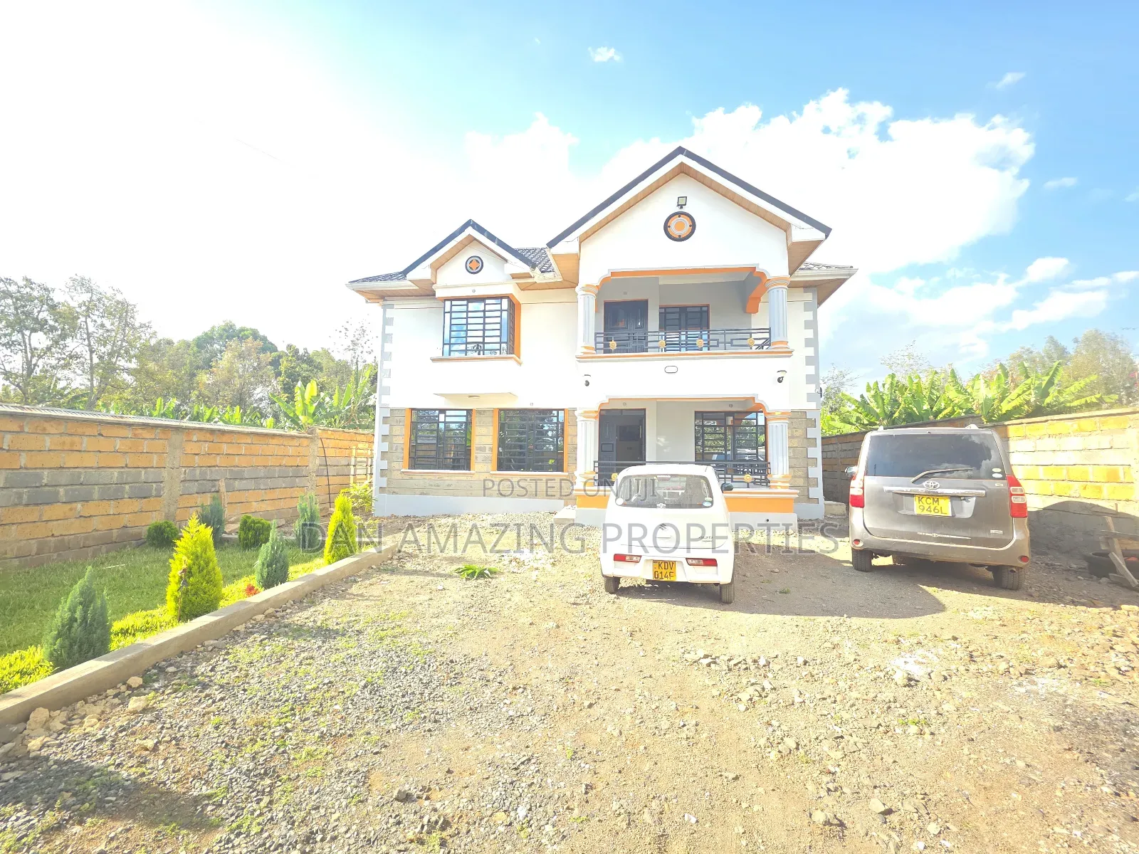 4bdrm Maisonette in Memusi Plus Borehole, Matasia for sale