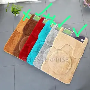 *3 in 1 Fluffy Toilet Mats