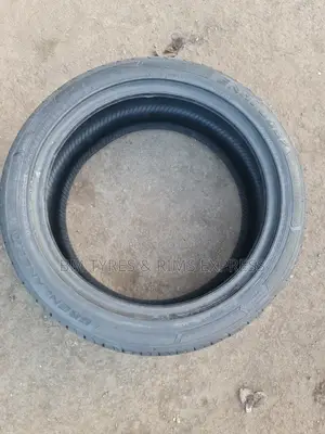 225 /45 R18 Grenlander.