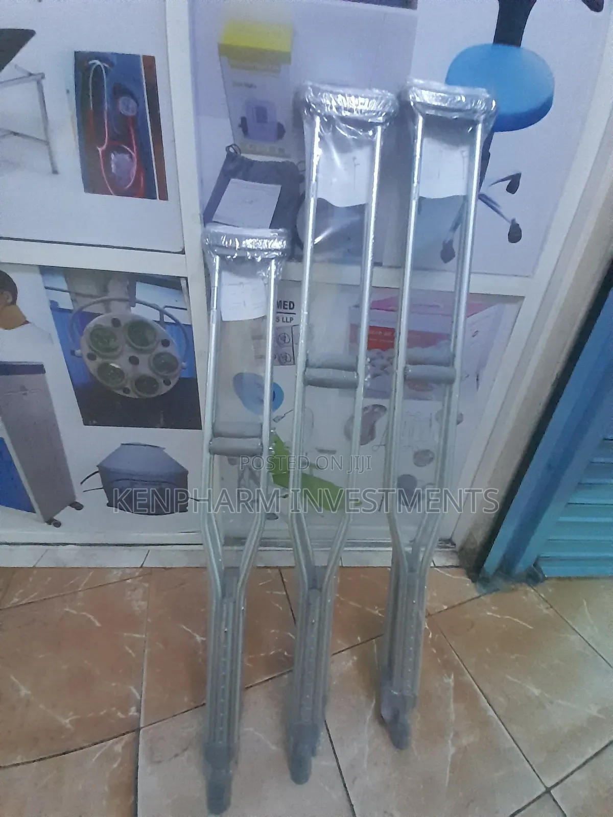 Axillary Crutches, Adult Underarm Crutches