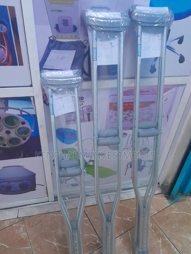 Adult Underarm Walking Crutches