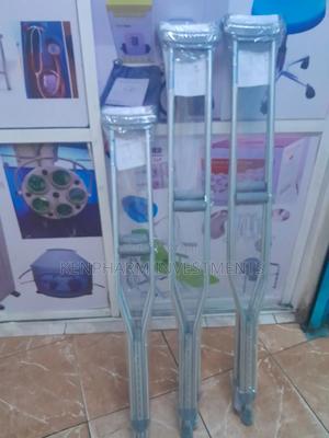 Medical Crutches, Adult Sizes, Under the Armpit Underarm Crutches