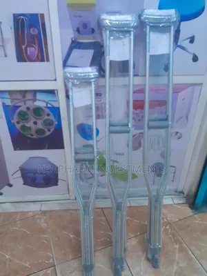 Medical Crutches, Adult Sizes, Under the Armpit Underarm Crutches