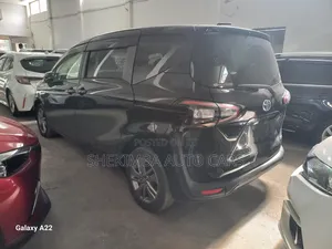Toyota Sienta 2019 Black