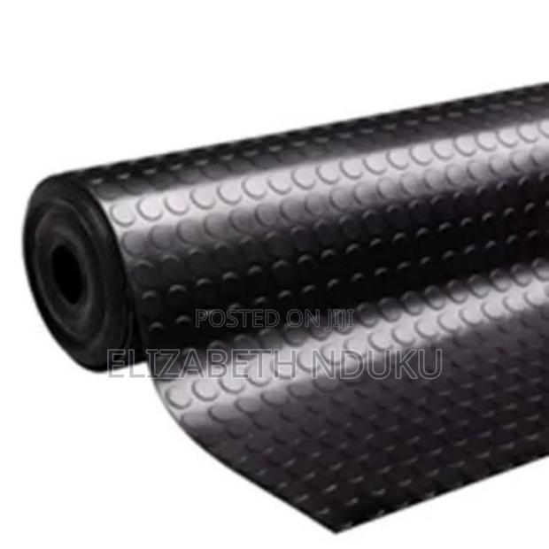 Sound Insulation Rubber Coin Studded Mat