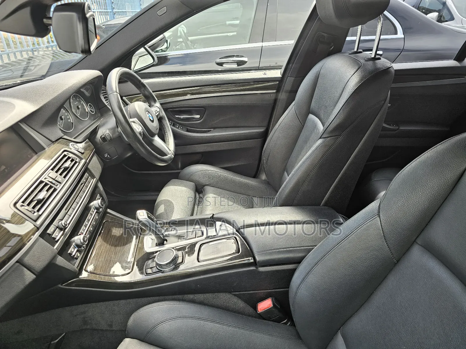 BMW 523i 2017 Black