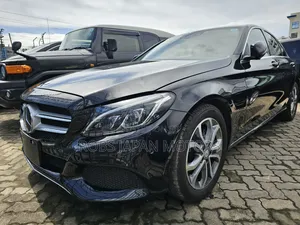 Mercedes-Benz C350 C350e Hybrid RWD 2018 Black